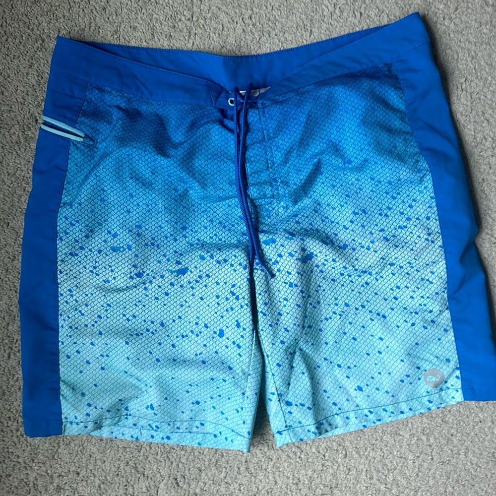 Men’s Vineyard Vines Board Shorts / Swim Trunks Size 38